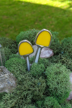 Load image into Gallery viewer, Yellow Mushroom Plant Stake
